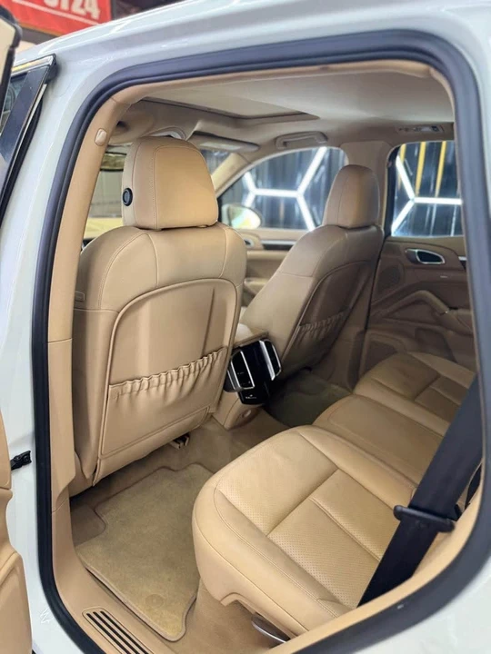 2012 Porsche 958 Cayenne S - Image 10 of 11