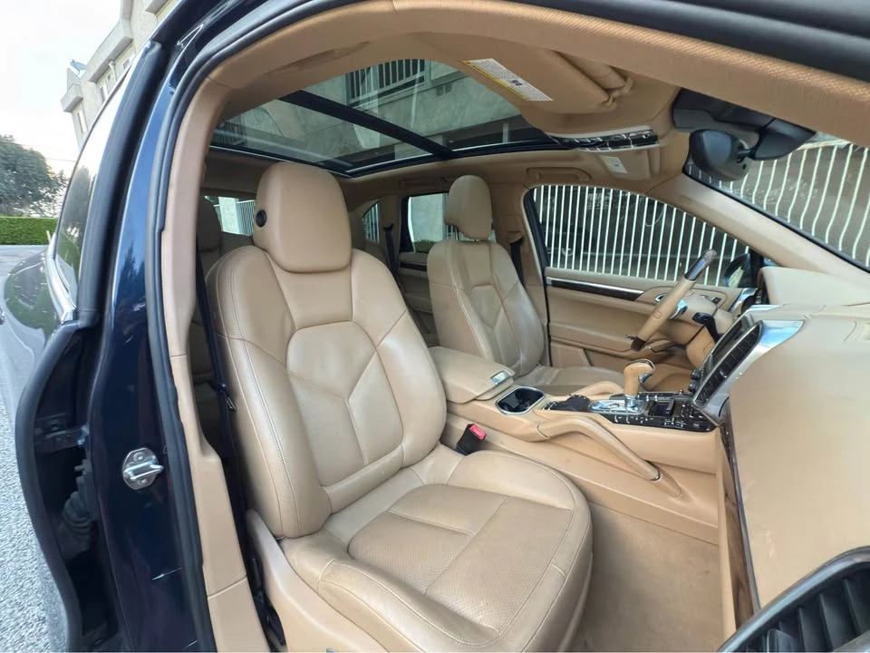 2012 Porsche 958 Cayenne S - Image 13 of 17