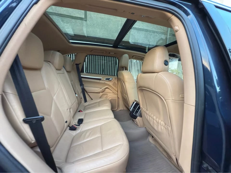 2012 Porsche 958 Cayenne S - Image 14 of 17