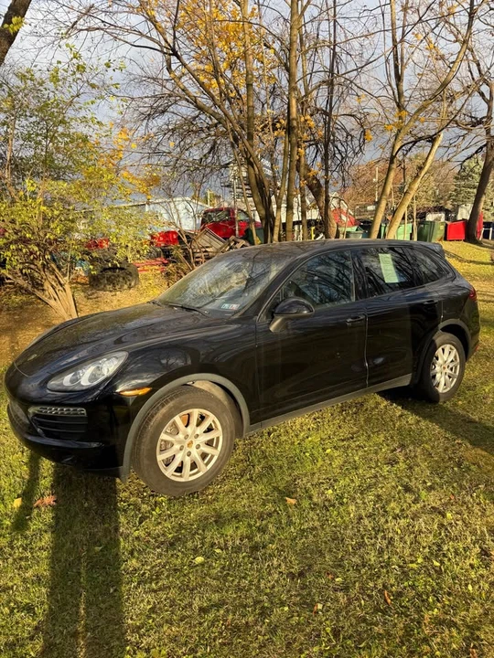 2012 Porsche 958 Cayenne S - Image 5 of 17