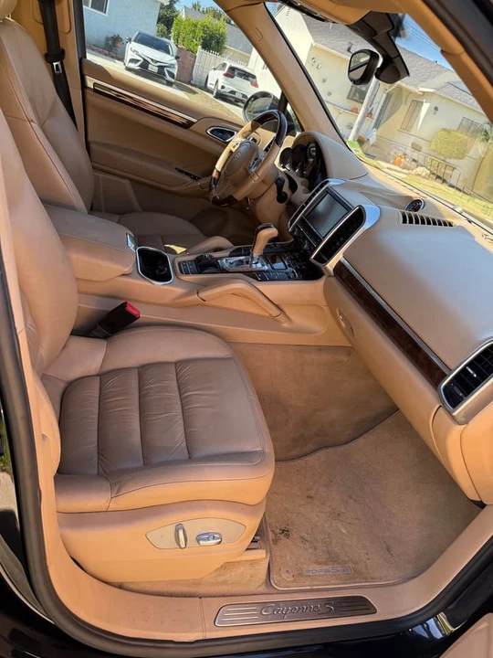 2012 Porsche 958 Cayenne S - Image 8 of 12