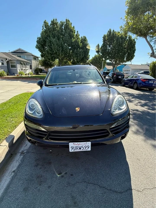 2012 Porsche 958 Cayenne S - Image 4 of 12