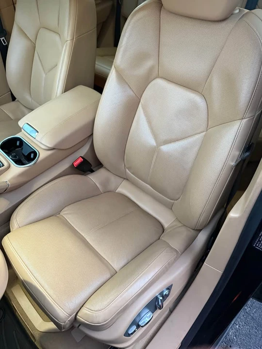 2012 Porsche 958 Cayenne S - Image 7 of 11