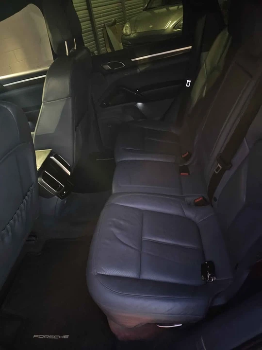 2012 Porsche 958 Cayenne S - Image 4 of 7