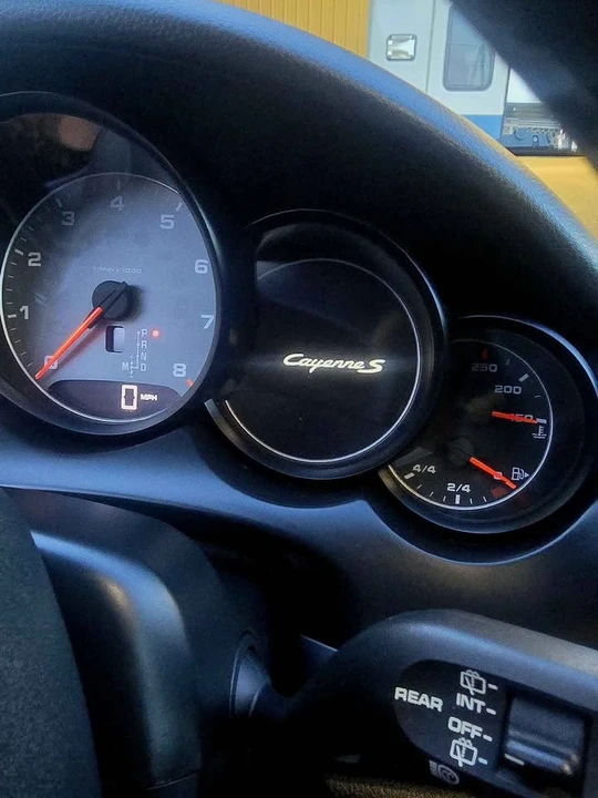 2012 Porsche 958 Cayenne S - Image 6 of 7