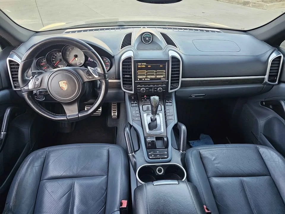 2012 Porsche 958 Cayenne S - Image 5 of 9