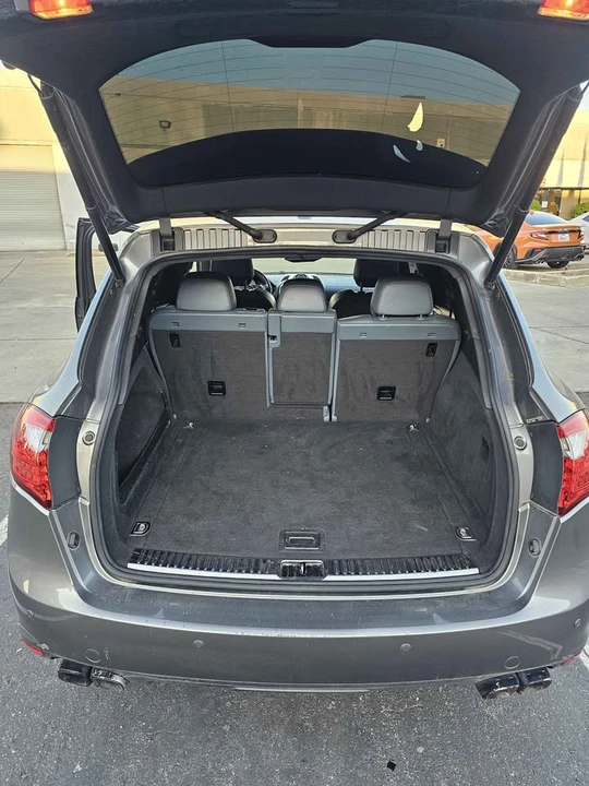 2012 Porsche 958 Cayenne S - Image 9 of 9