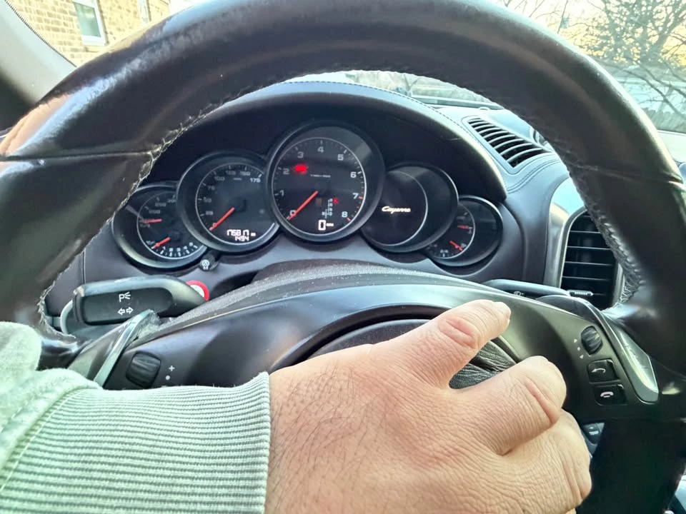 2012 Porsche 958 Cayenne S - Image 5 of 10