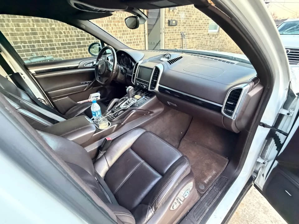 2012 Porsche 958 Cayenne S - Image 10 of 10