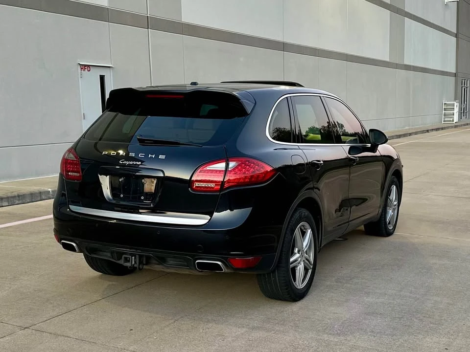 2012 Porsche 958 Cayenne - Image 5 of 15