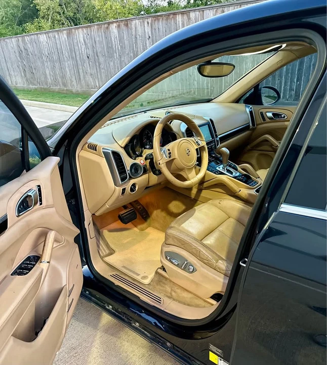 2012 Porsche 958 Cayenne - Image 12 of 15