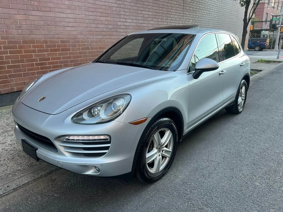 2012 Porsche 958 Cayenne - Image 3 of 9