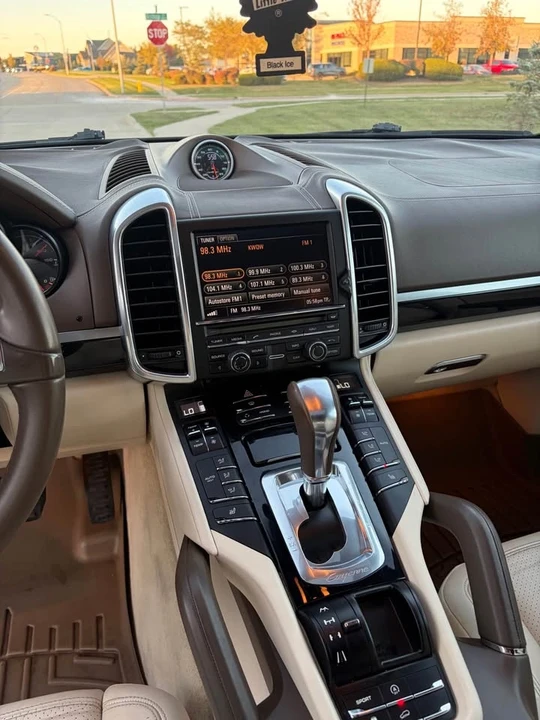 2012 Porsche 958 Cayenne - Image 12 of 12