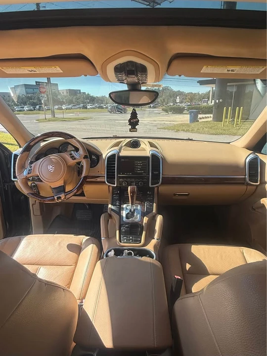 2012 Porsche 958 Cayenne - Image 6 of 11