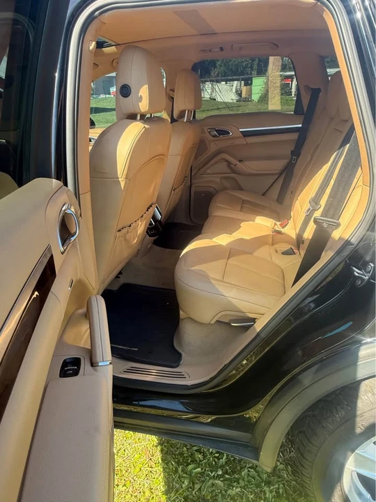 2012 Porsche 958 Cayenne - Image 3 of 11