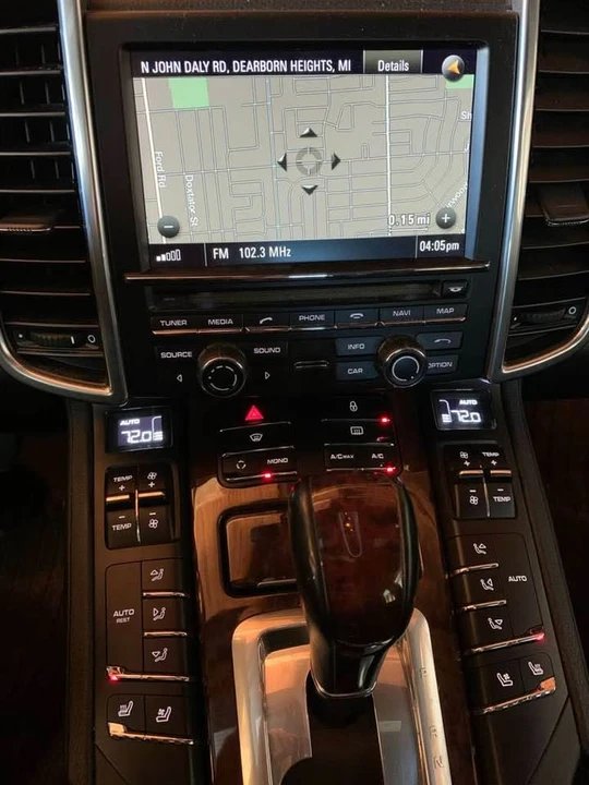 2012 Porsche 958 Cayenne - Image 15 of 15
