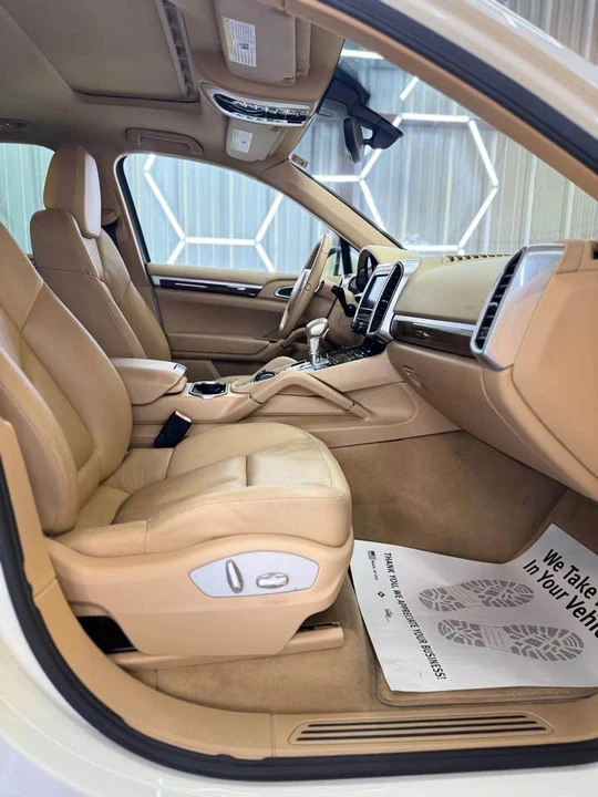 2012 Porsche 958 Cayenne - Image 7 of 10