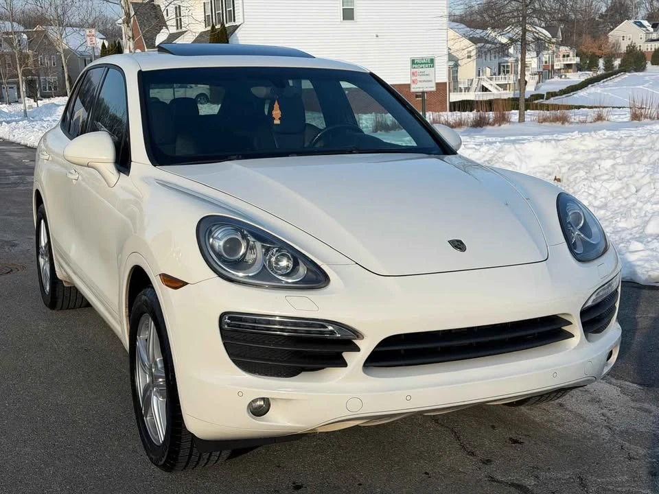 2012 Porsche 958 Cayenne - Image 4 of 16