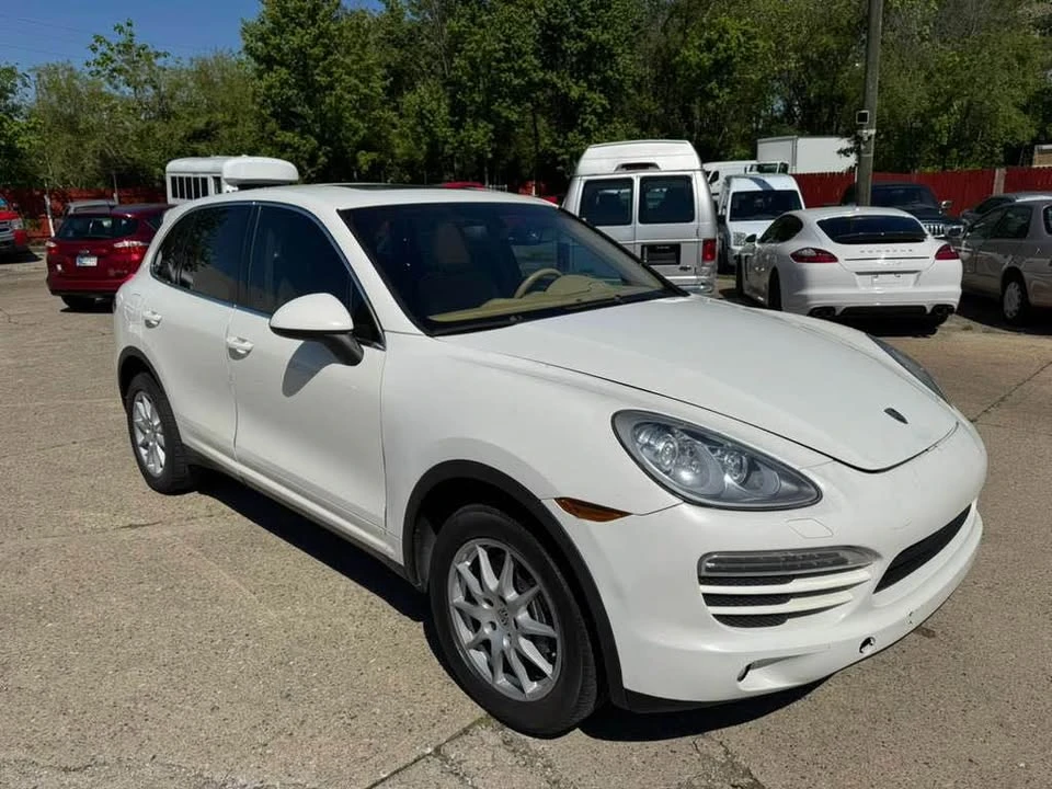 2012 Porsche 958 Cayenne - Image 8 of 20