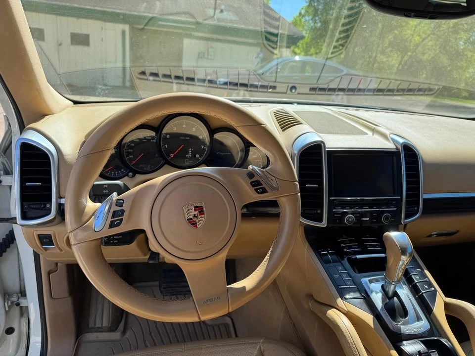 2012 Porsche 958 Cayenne - Image 13 of 20