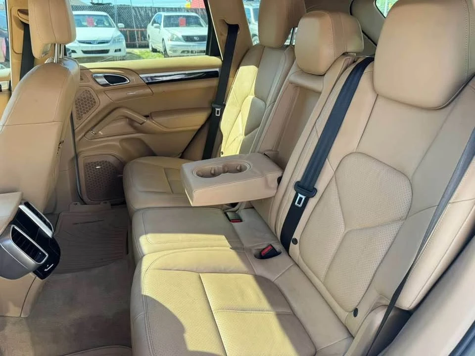 2012 Porsche 958 Cayenne - Image 15 of 20