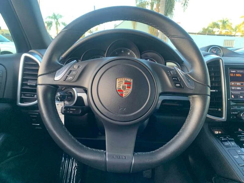 2012 Porsche 958 Cayenne - Image 15 of 20