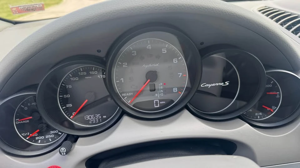 2012 Porsche 958 Cayenne - Image 6 of 11