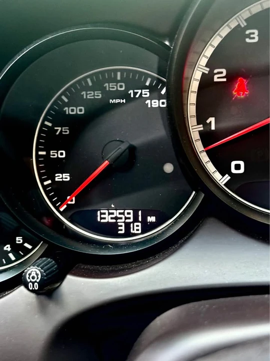 2012 Porsche 958 Cayenne Turbo - Image 6 of 10