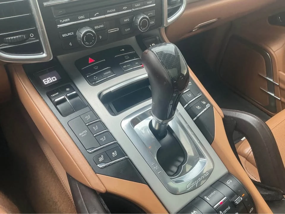 2012 Porsche 958 Cayenne Turbo - Image 11 of 20