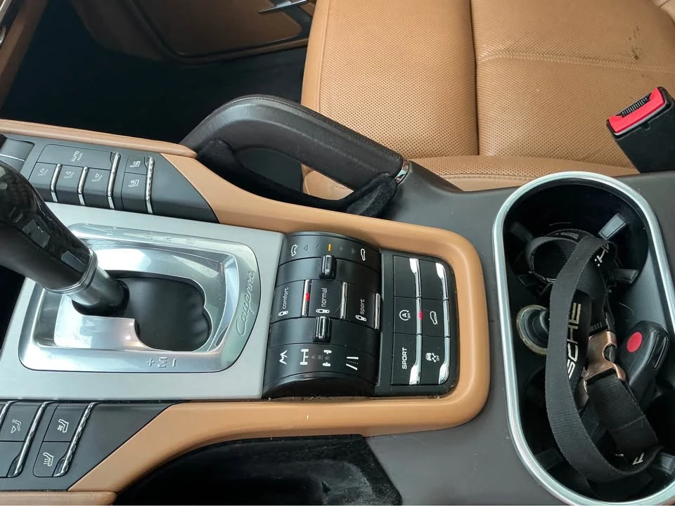 2012 Porsche 958 Cayenne Turbo - Image 16 of 20