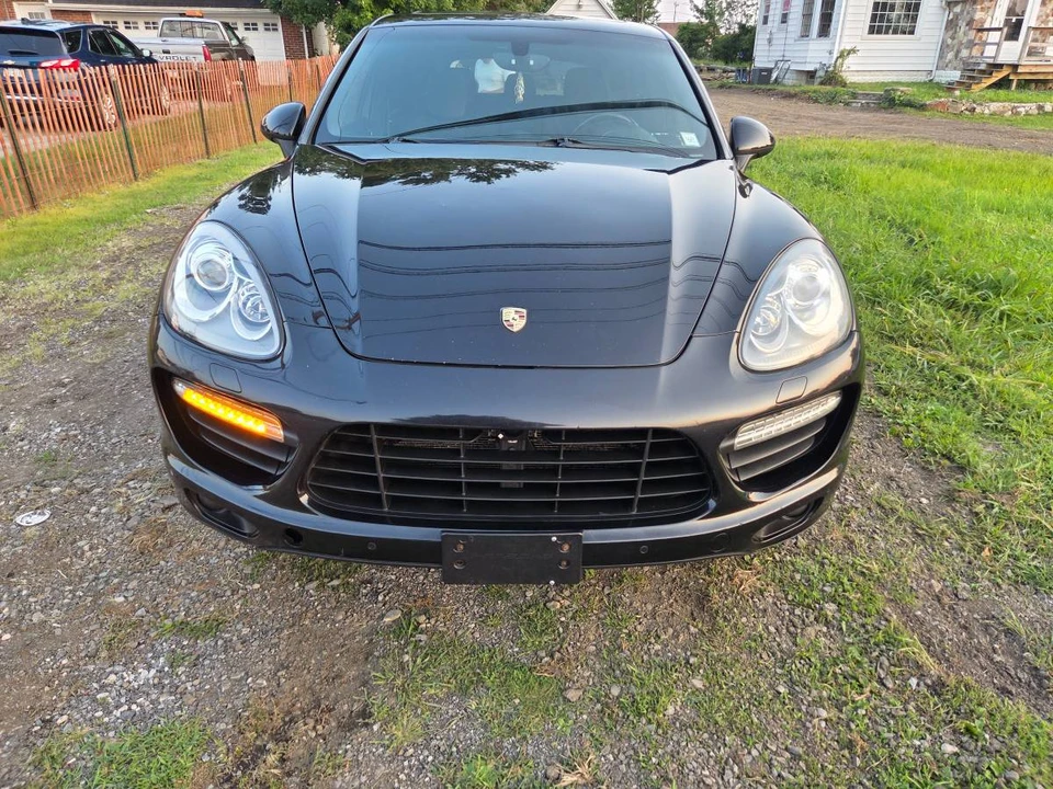 2012 Porsche 958 Cayenne Turbo - Image 2 of 6