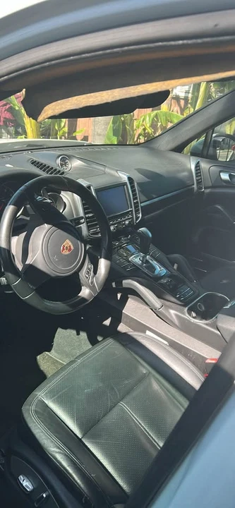 2012 Porsche 958 Cayenne Turbo - Image 3 of 4