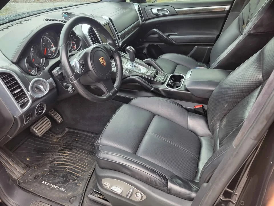 2012 Porsche 958 Cayenne Turbo - Image 9 of 9