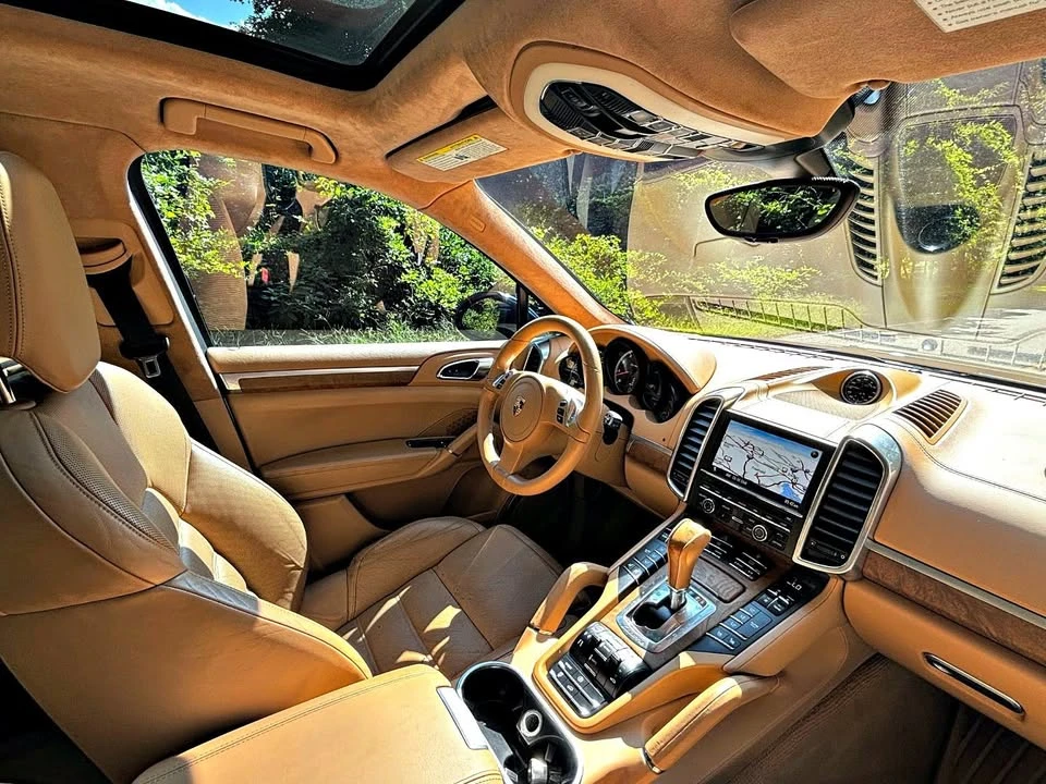 2012 Porsche 958 Cayenne Turbo - Image 13 of 20