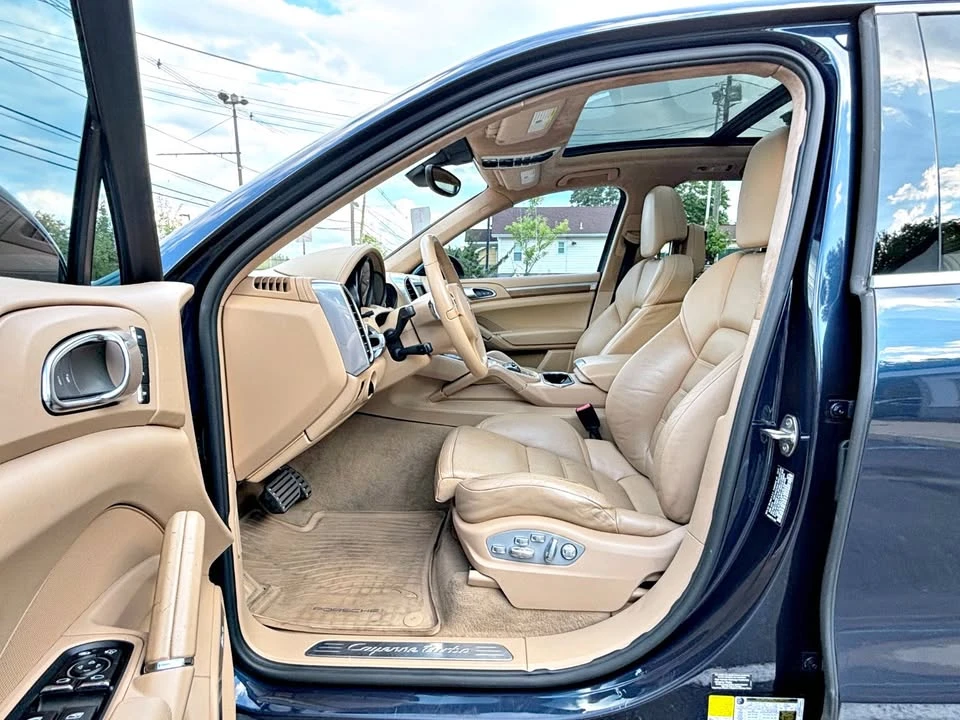 2012 Porsche 958 Cayenne Turbo - Image 11 of 20