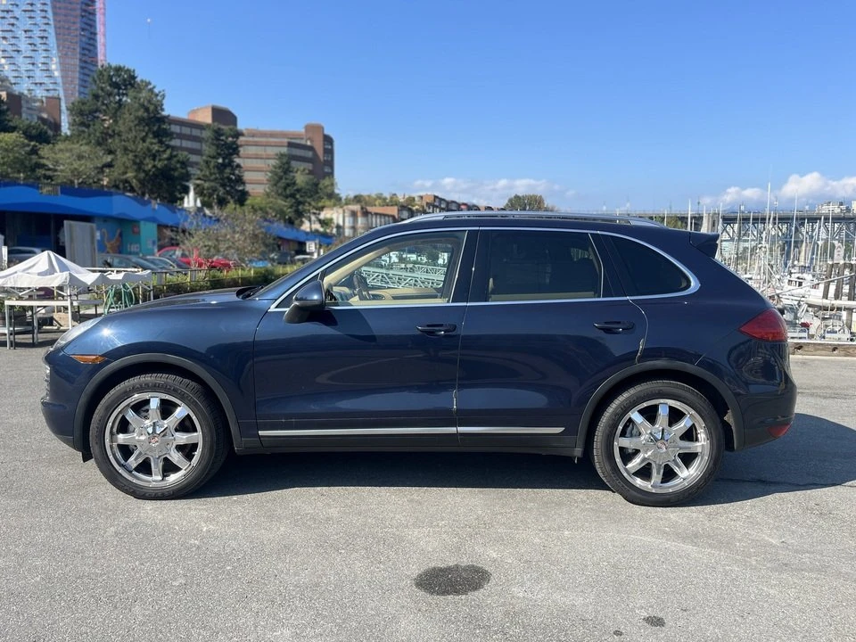 2012 Porsche 958 Cayenne - Image 2 of 18