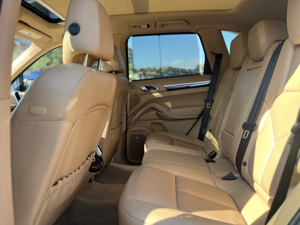 2012 Porsche 958 Cayenne - Image 13 of 18