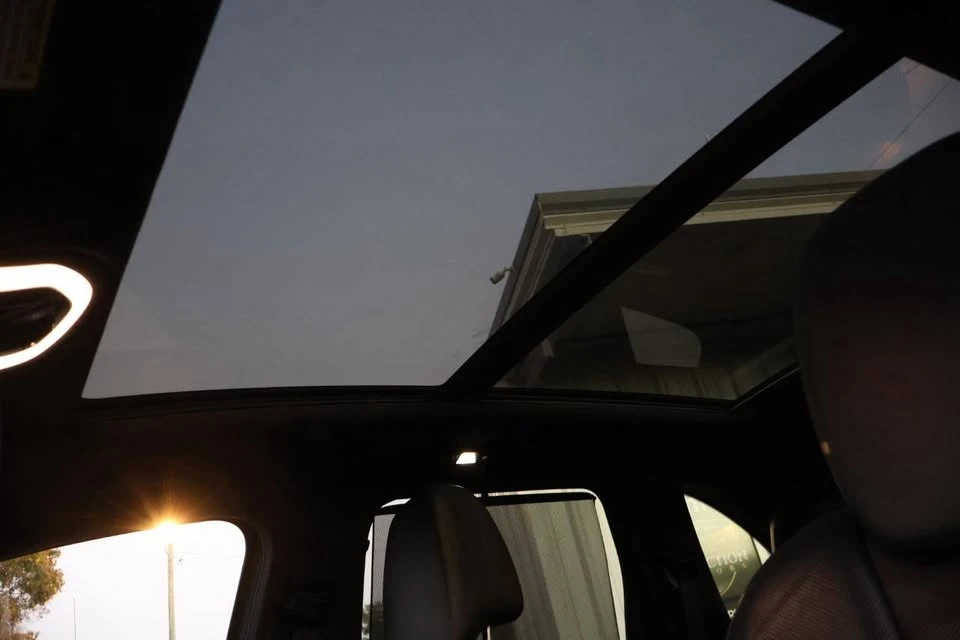 2012 Porsche 958 Cayenne S - Image 14 of 18