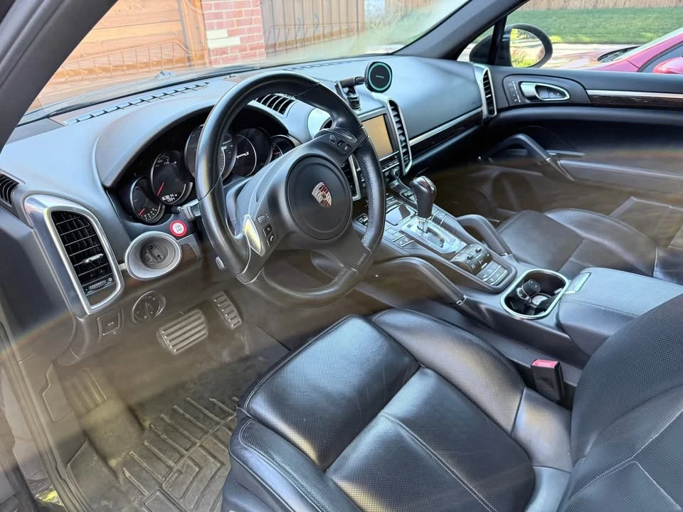 2012 Porsche 958 Cayenne S - Image 12 of 18