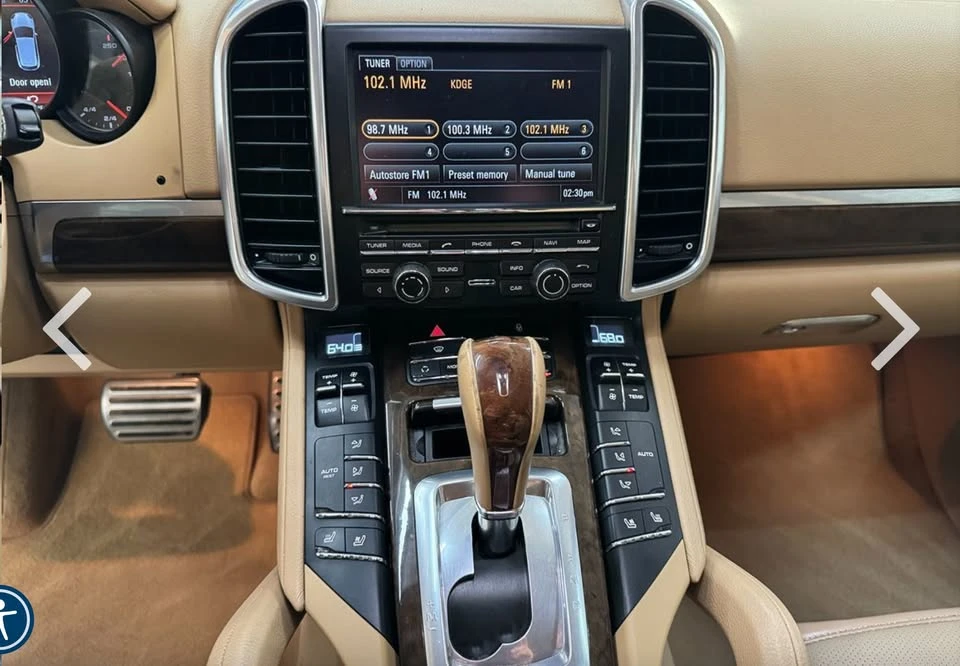 2012 Porsche 958 Cayenne S - Image 8 of 11