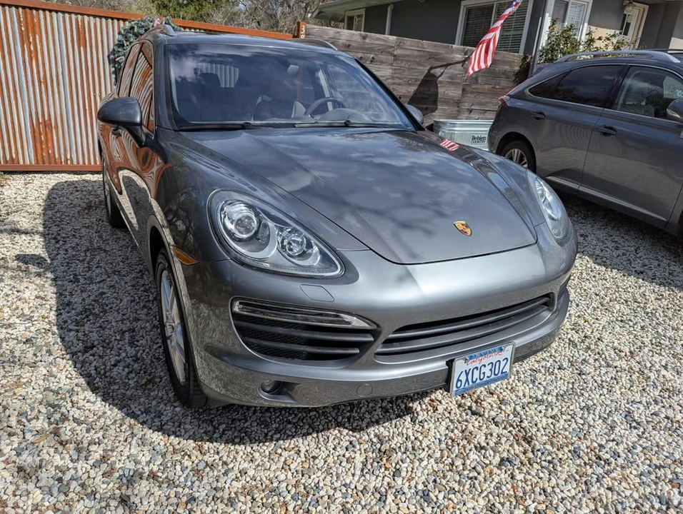 2012 Porsche 958 Cayenne S - Image 4 of 18