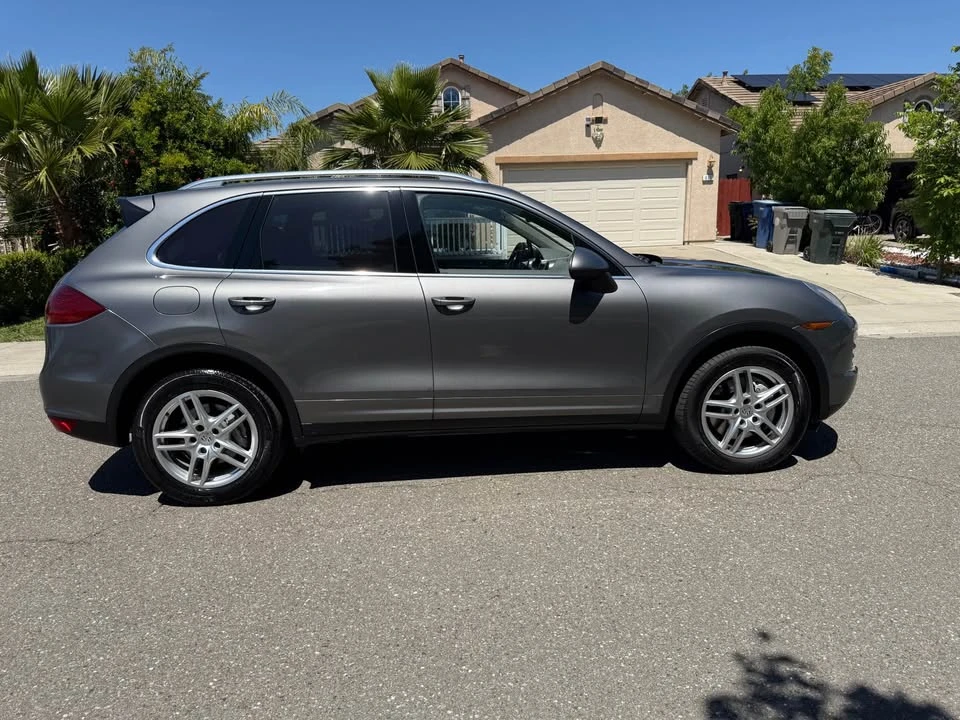 2012 Porsche 958 Cayenne S - Image 4 of 18
