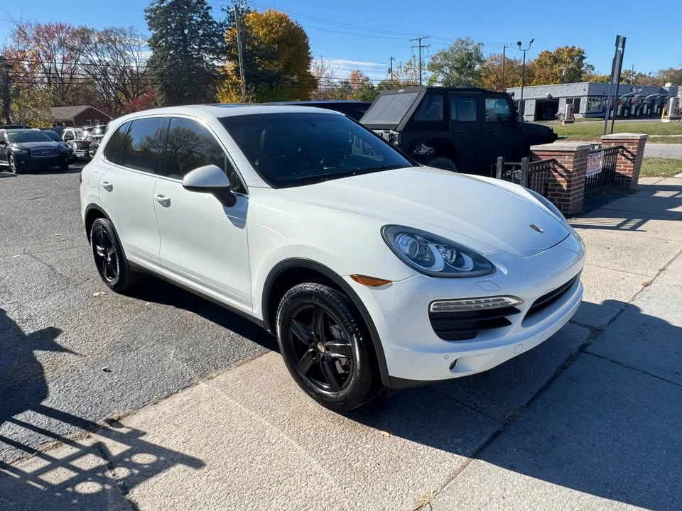 2012 Porsche 958 Cayenne S - Image 3 of 12
