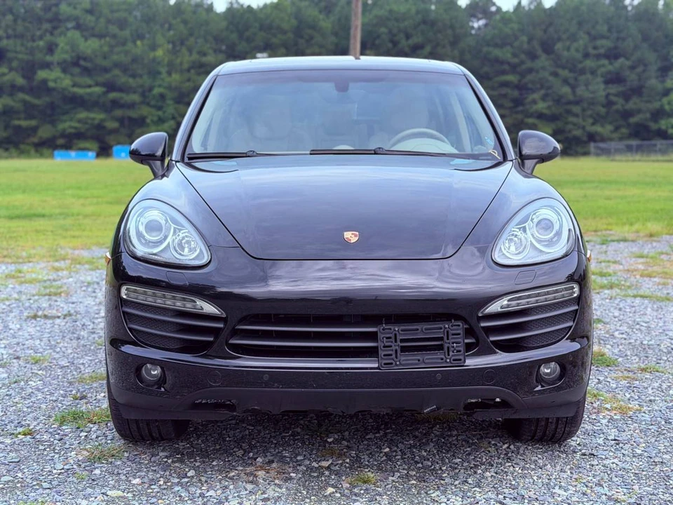 2012 Porsche 958 Cayenne S - Image 2 of 16