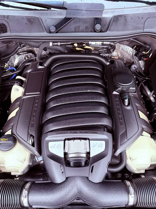 2012 Porsche 958 Cayenne S - Image 14 of 16