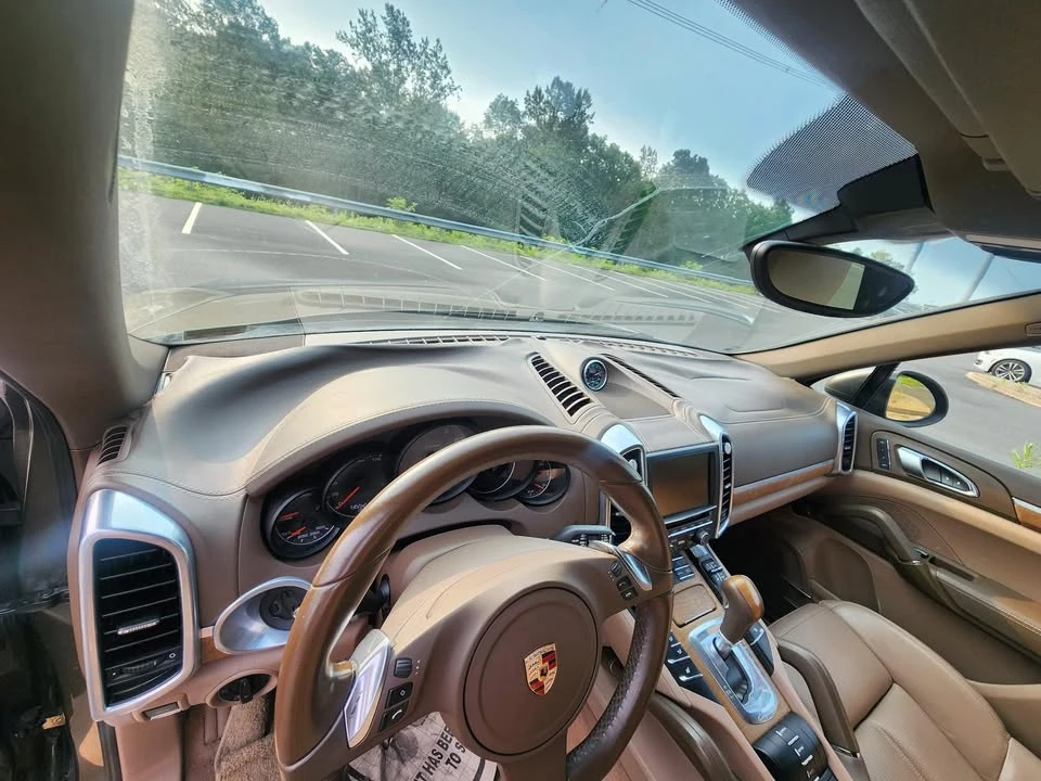 2012 Porsche 958 Cayenne S - Image 12 of 12