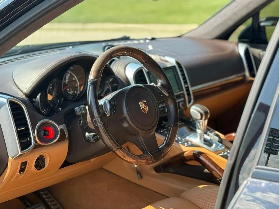 2012 Porsche 958 Cayenne Turbo - Image 10 of 19