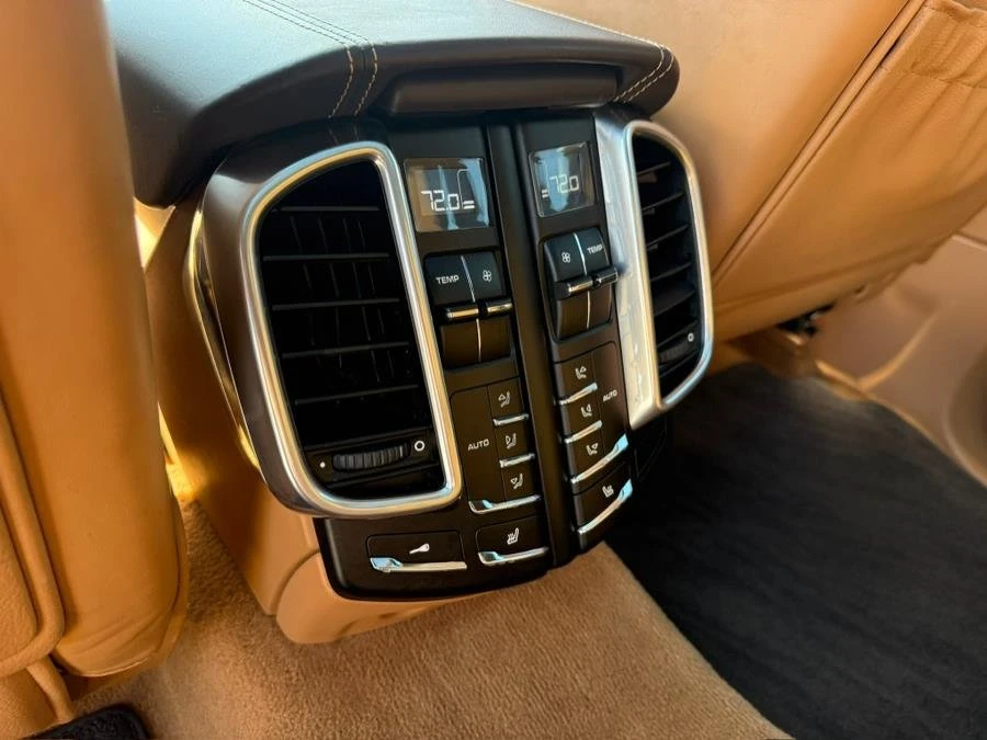 2012 Porsche 958 Cayenne Turbo - Image 14 of 19