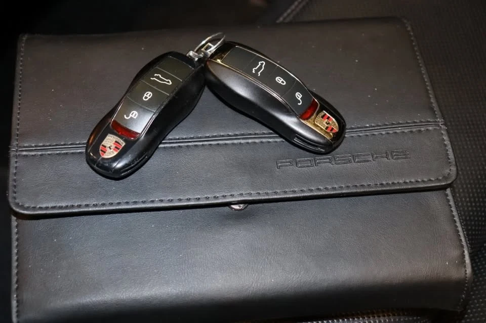 2012 Porsche 958 Cayenne Turbo - Image 10 of 10