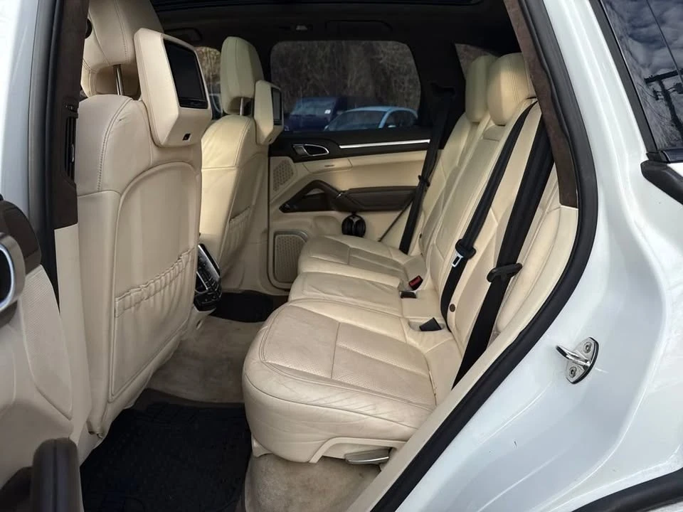 2012 Porsche 958 Cayenne Turbo - Image 8 of 9